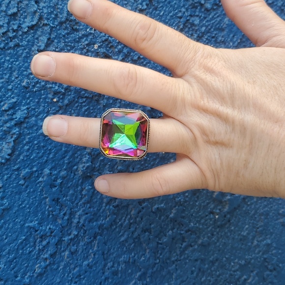 New Oversized Mystic Topaz 925 Silver Statement Ring. - Picture 6 of 16
